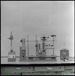 Entwicklung von Hilfsmitteln zur automatischen Titration am Institut für Heiße Chemie (IHCh)
