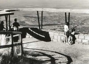 Bulgarien. Witoscha-Gebirge. Blick von einer Aussichtsterrasse auf Sofia