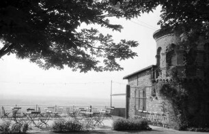 Wiedereröffnung der Gaststätte "Friedrichshöhe" auf dem Turmberg.