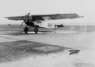 Verkehrsflugzeug, Fokker : Technikgeschichte | Maschinenbau | Verkehrswesen | Luftfahrzeuge | Flugzeuge