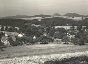 Reinhardtsdorf-Schöna-Kleingießhübel. Kleingießhübel mit Pfaffenstein, Gohrisch und Papststein