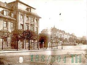 Fischer, Theodor; Bayreuth (Bayern); Rathaus (Umbau Infanteriekaserne) und Saalbau - Außenansicht