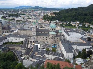 Salzburg - Stadtübersicht : Stadtübersicht von der Festung. Aufgenommen in Salzburg am 22. Juli 2011