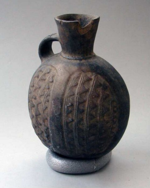 Clay vessel