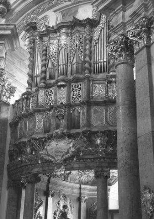 Weltenburg: Klosterkirche, Orgel