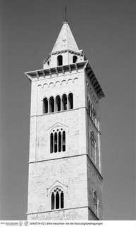 San Nicola Pellegrino, Campanile
