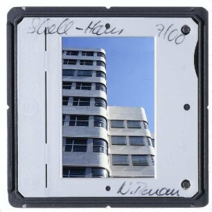 Berlin, Shell-Haus