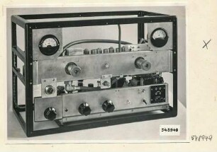 Überlagerungsmessempfänger Zwönitz, Vorderseite, geöffnet; Foto 1954