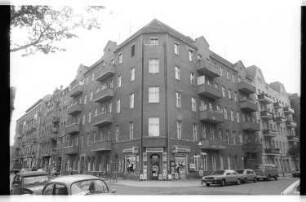 Kleinbildnegativ: Muskauer Straße, 1983