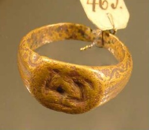 Fingerring mit figürlicher Darstellung