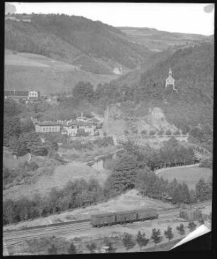 Gießhübel. Sauerbrunn, Blick in den Ort