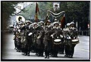 Großer Wachaufzug des NVA-Wachregiments Feliks Dzieryski Berlin Unter den Linden