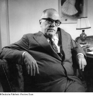 Portraitserie Thornton Wilder : Schriftsteller Thornton Wilder