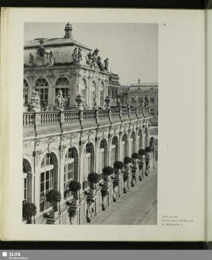 Blick auf den Französischen Pavillon und die Bogengalerie L