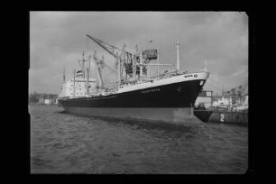 Thuringia (1967), Hapag.- Hamburg-Amerikanische Packetfahrt-Actien-Gesellschaft, Hamburg, Hapag-Lloyd AG, Hamburg