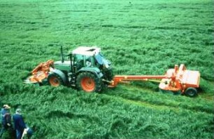 Fotografie: Futtererntetechnik, Mähwerk, Scheibenmähwerk, Mähaufbereiter, Frontmähwerk
