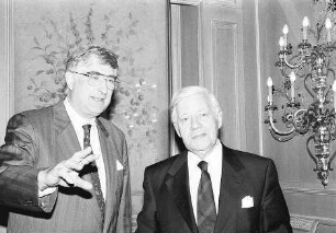 Freiburg im Breisgau: Alt-Bundeskanzler Helmut Schmidt mit Oberbürgermeister Rolf Böhme im Colombi-Hotel