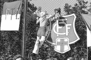 Freiburg im Breisgau: SC Freiburg gegen FC Freiburg