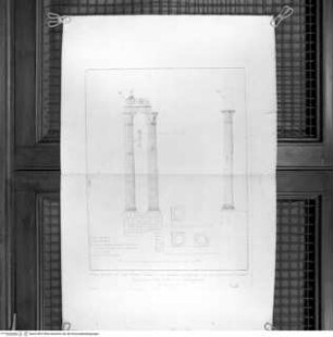 Säulen des Vespasian-und-Titus-Tempels auf dem Forum Romanum, Rom