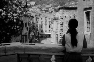 Dubrovnik: Blick zum Gunduliceva Poljana, Vordergrund Mädchen