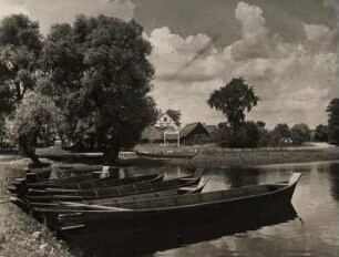 Holzkähne an der Oder bei Rädnitz (Neumark)