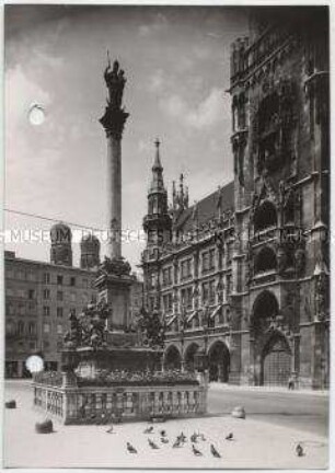 München, Marienplatz, Mariensäule