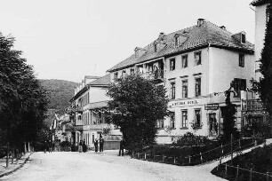 Hotel Russischer Hof; Schlangenbad, Rheingauer Straße 37