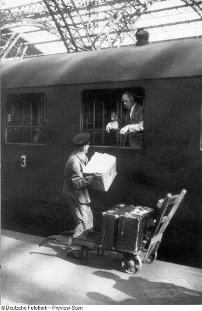 Verladen von Reisegepäck