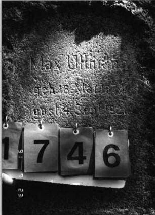 Grabstein 1746 [Hahn S. 213 Grab-Nr. 2507]: Grabstein 1746 (Detailaufnahme) [Hahn S. 213 Grab-Nr. 2507]