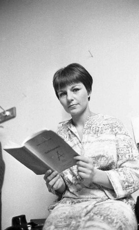 Neuverpflichtete Schauspielerin beim Badischen Staatstheater Gisela Wertheim.