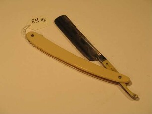 Rasiermesser (mit Platterl)