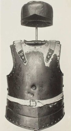 Feldküraß und Casquet Augusts des Starken