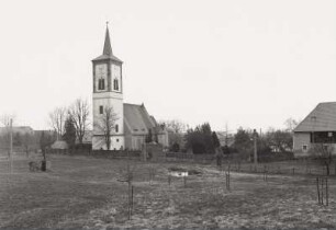 Pfarrkirche : Ortsteilansicht mit Pfarrkirche