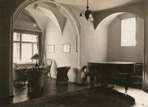 Sachsenburg. Schloß. Spätgotisches Wohnzimmer mit 2 Nischen