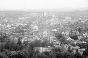 Wiesbaden: Aussichtspunkt, Fernsicht auf die Stadt
