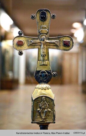 Prozessionskreuz aus Gelati : Christus am Kreuz