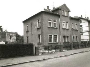 Cossebaude, Schulstraße 6. Wohnhaus (1895/1900)