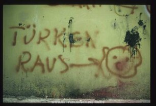 TÜRKEN RAUS