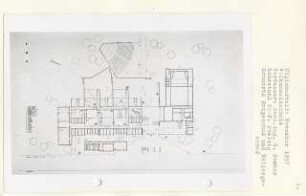 Volksmusikschule, Berlin-Gesundbrunnen (Diplomarbeit bei Peter Poelzig): Grundrisse Kellergeschoss und Erdgeschoss 1:200