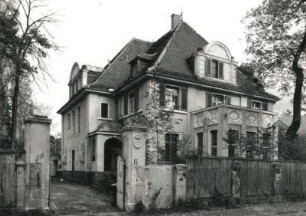 Dresden-Loschwitz, Böhmertstraße 6. Villa (um 1910; R. Möbius und Stephan)