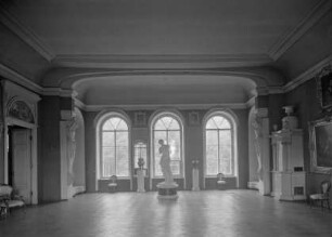 Schloss Münkenhof / Herrenhaus Münkenhof — Innenraum