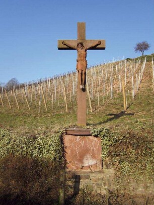 Wegekreuz im Grund; Geisenheim, Höllenkopf