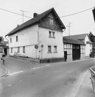 Niedernhausen, Oberseelbacher Straße 11
