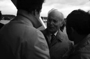 22. Tagung 1972 Mediziner; Auf dem Schiff im Gepsräch: André F. Cournand im Gespräch