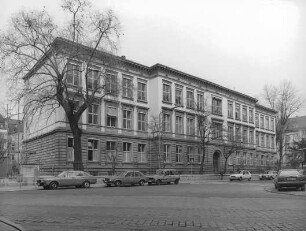 Wallschule; Frankfurt, Launitzstraße 40