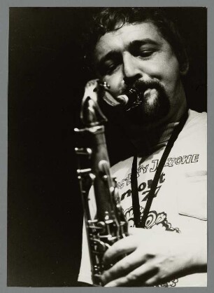 Tomasz Szukalski : Portrait des Jazz-Saxophonisten Tomasz Szukalski im Jazzclub Tonne in Dresden