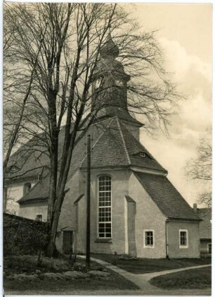 Oberschöna. Kirche außen
