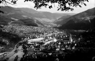 Obertsrot: Vom Schloss Eberstein auf das Murgtal mit Obertsrot