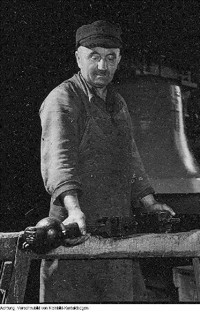 Apolda, Glockengießerei Apolda - Glocken- und Stadtmuseum, 30. August 1955 & Textilindustrie. Produkte aus Sylona, 1955