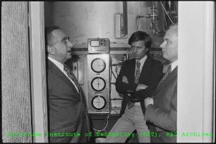 Besuch von Prof. Edward Teller (Senior Fellow, Hoover Institution, Stanford University) am Kernforschungszentrum Karlsruhe (KfK)